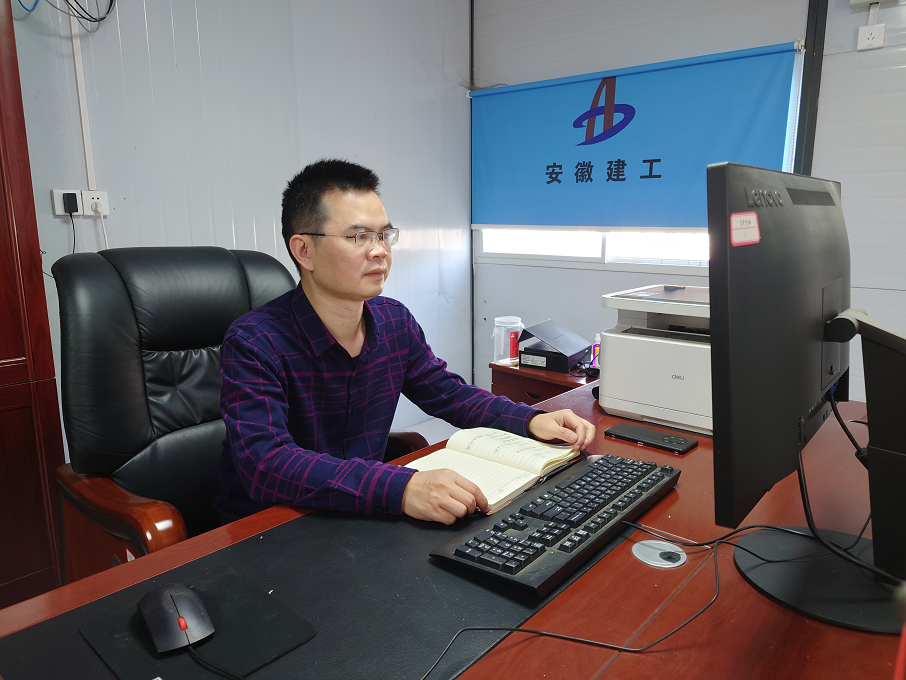 基層職工熱議黨的二十大系列報道（五） ：攻堅克難、奮勇前行，向公司交出一份份高質(zhì)量答卷！